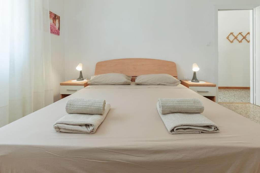 Apartment Budget! Free Parking 3 Comodo *
