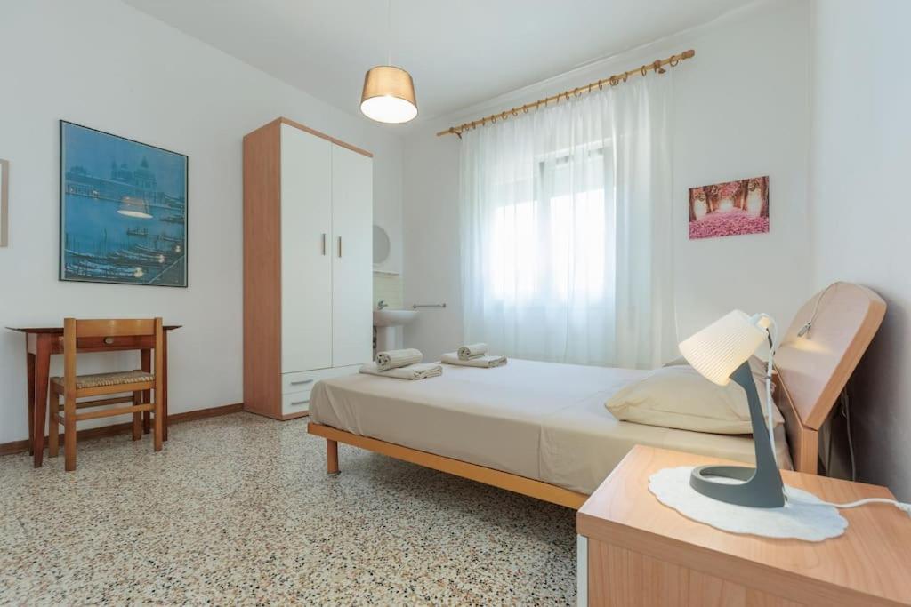 Apartment Budget! Free Parking 3 Comodo *
